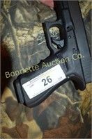 Glock 40 Automatic model 22 gin 4