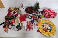 ASSORTED CHRISTMAS ITEMS