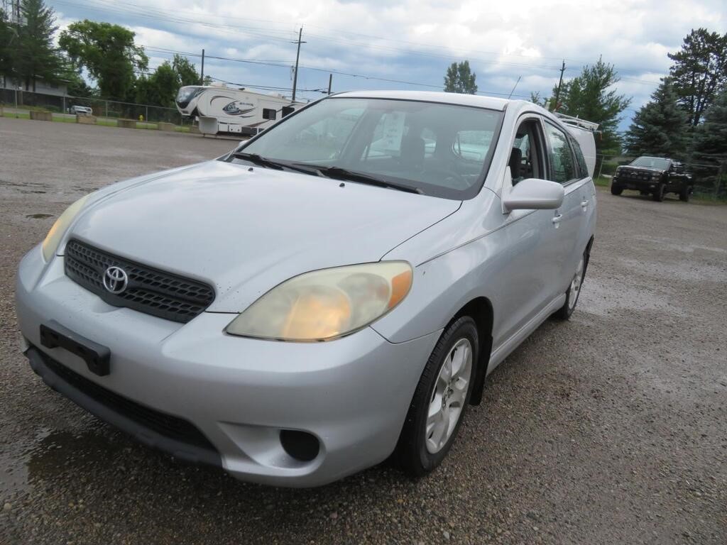 TOYOTA MATRIX 299999 KMS