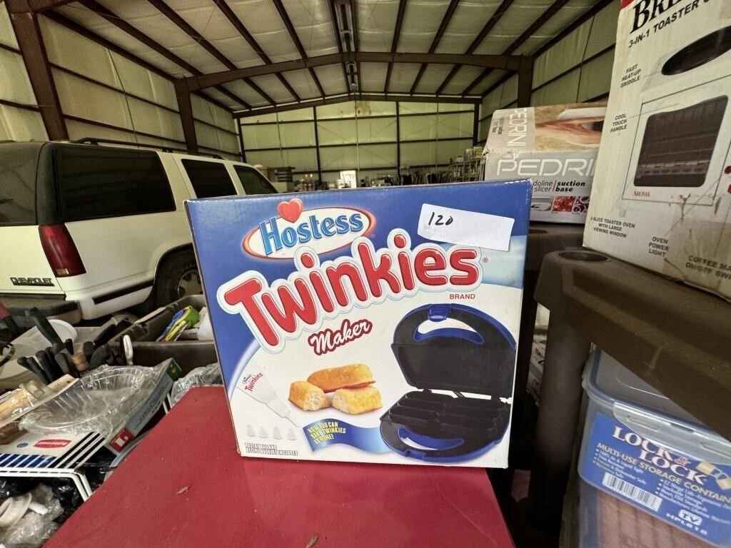 HOSTESS TWINKIE MAKER