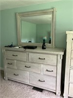 Dresser with mirror and 7 drawers 65x19x39