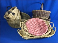 7 WOVEN BASKETS W/ HANDLES