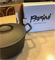 Parini 4 Quart Cast Iron dutch oven New In Box