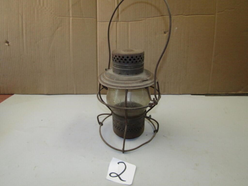 CCC & STL RR LANTERN  W/ NYC GLOBE