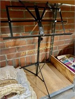 MUSIC STAND