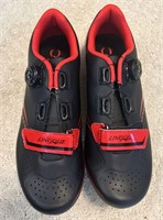 Lingque Sports Black and red Cycling Shoes Size 7