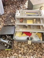 3+/-Sprayers,Tackle box with Paint Supplies,