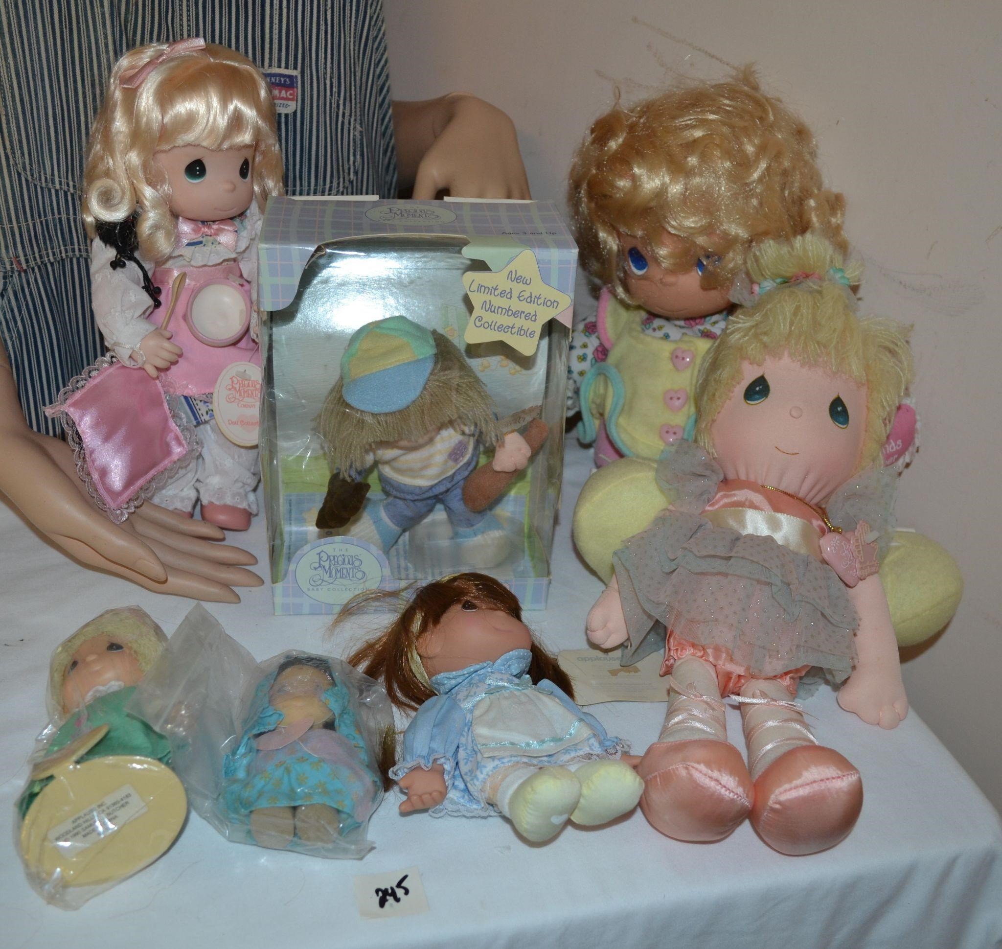 Precious Moments Doll lot