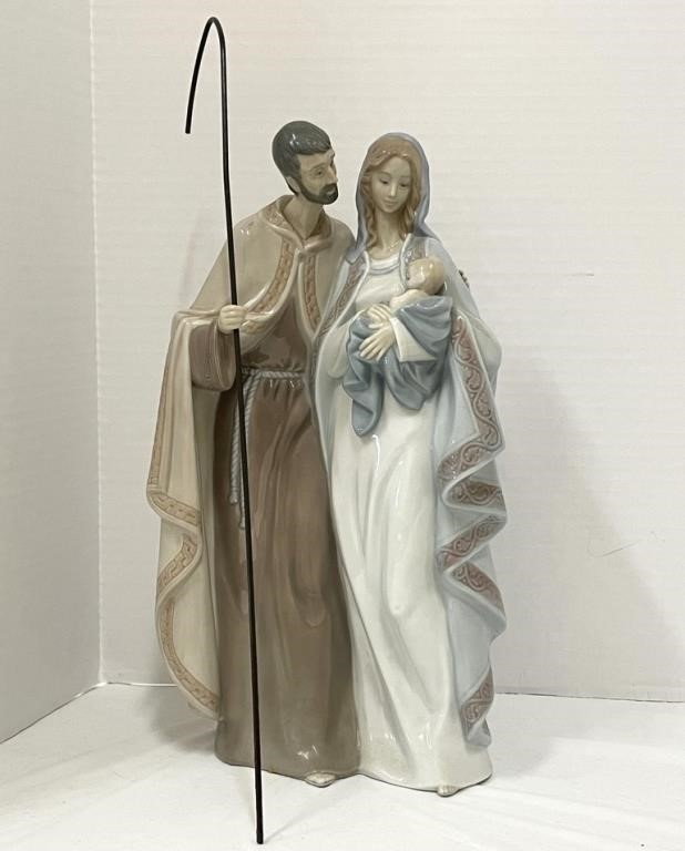 Large Lladro Holy Nativity Blessed Family Figure