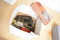 Box of Motorcycle Chain *LYS