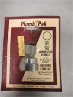 (New) plumb Pak CONNECTOR FEMALE For 1/2" IPS