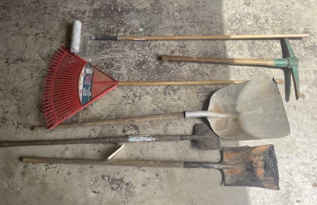 Shovels, Flat Edge Scrapers, Pickaxe , Rake