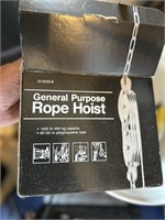 General Purpose Rope Hoist 1,000 LB Capacity