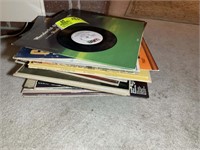 LARGE GROUP OF VINYL ALBUMS INCLUDING GUY LOMBORAD