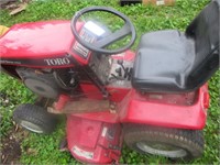 Toro Wheel Horse 48" Cut Lawn Tractor