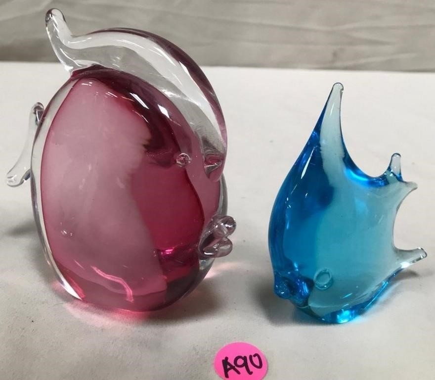 350 - LOT OF 2 ART GLASS TROPICAL FISH (A90)