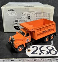 First Gear 1960 Model B-61 Mack Dump Truck