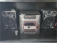 RCA Stereo With Speakers