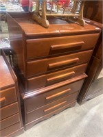 Ebert furniture co 5 drawer chest