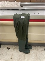 SIZE 12 WADERS