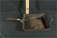 BOBBY FLAY 10" CAST IRON GRIDDLE PAN