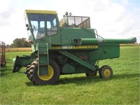 JOHN DEERE 4400 DIESEL COMBINE