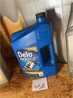 1 gallon of Delo heavy duty motor oil