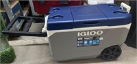Igloo Wheeled Cooler 90qt