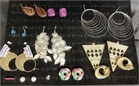 FASHION EARRINGS LOT / 10 PAIRS / JEWELRY