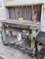Rustic Wooden Garden Potting Bench Table. Table