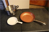 Copper chef pan, glass bowl, pot