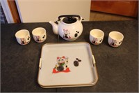 Teapot- 4 cups- tray