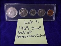 1969 SMALL SET OF AMERICAN COINS