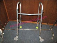 folding invacare walker