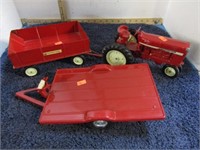 DIECAST TRACTOR & 2 TRAILERS