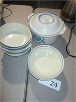 Stoneware casserole Dish & Bowls
