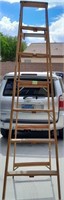 T - WOODEN FOLDING LADDER