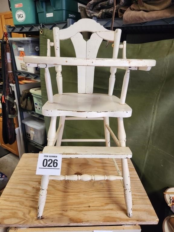 Antique wooden high chair 21" to seat