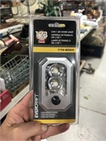 PAIR OF LED LIGHTS