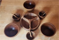 WOODEN CONDIMENT BOWLS & TRAY