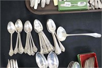 GROUP OF STERLING FLATWARE