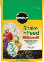 Miracle-Gro 3002010 Shake 'N Feed  8 lb