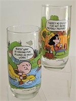 SET OF 2 VTG SNOOPY COLLECTION DRINKING GLASSES