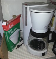 BRAUN 12 CUP COFFEE MAKER W/FILTERS