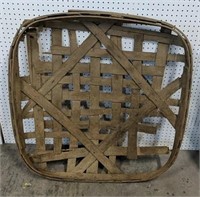 Greensburg, KY Tobacco Basket