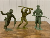 2 MARX TOY SOLDIERS, 1 UNMARKED 6" TALL