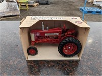 Farmall 350 Toy Tractor