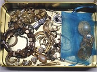 Jewelry in Fauchon Tin