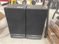 2 MAGNAVOX SPEAKERS