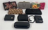 LADIES WALLETS & CLUTCHES